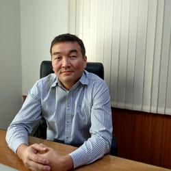 Азамат Акенеев, эксперт: «Кыргызстанга инвестиция салгысы келген башка өлкөлөрдү көргөн жокмун»