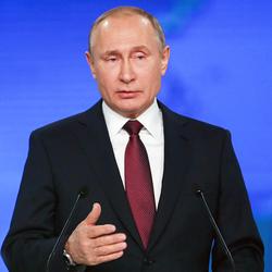 Путин: Жээнбеков менен байма-бай жолугуп турабыз